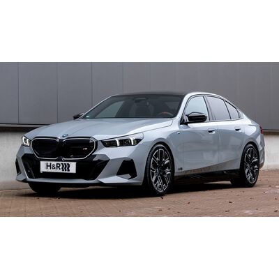 bmw g60 i5 m60 xdrive hr spor yay 2